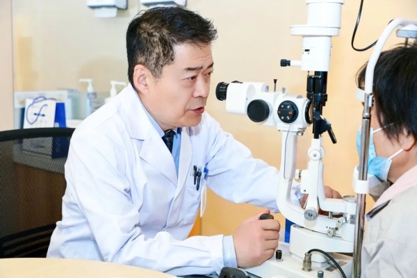 医德医风｜爱尔眼科马勇：用医术雕琢光明，以仁心传递温暖